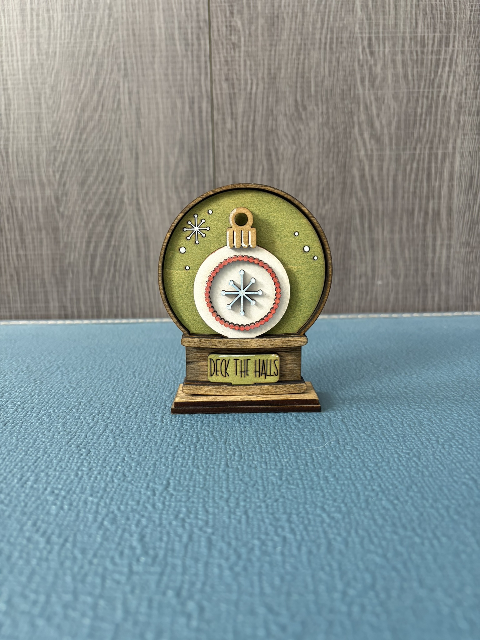 Deck the Halls Mini Globe