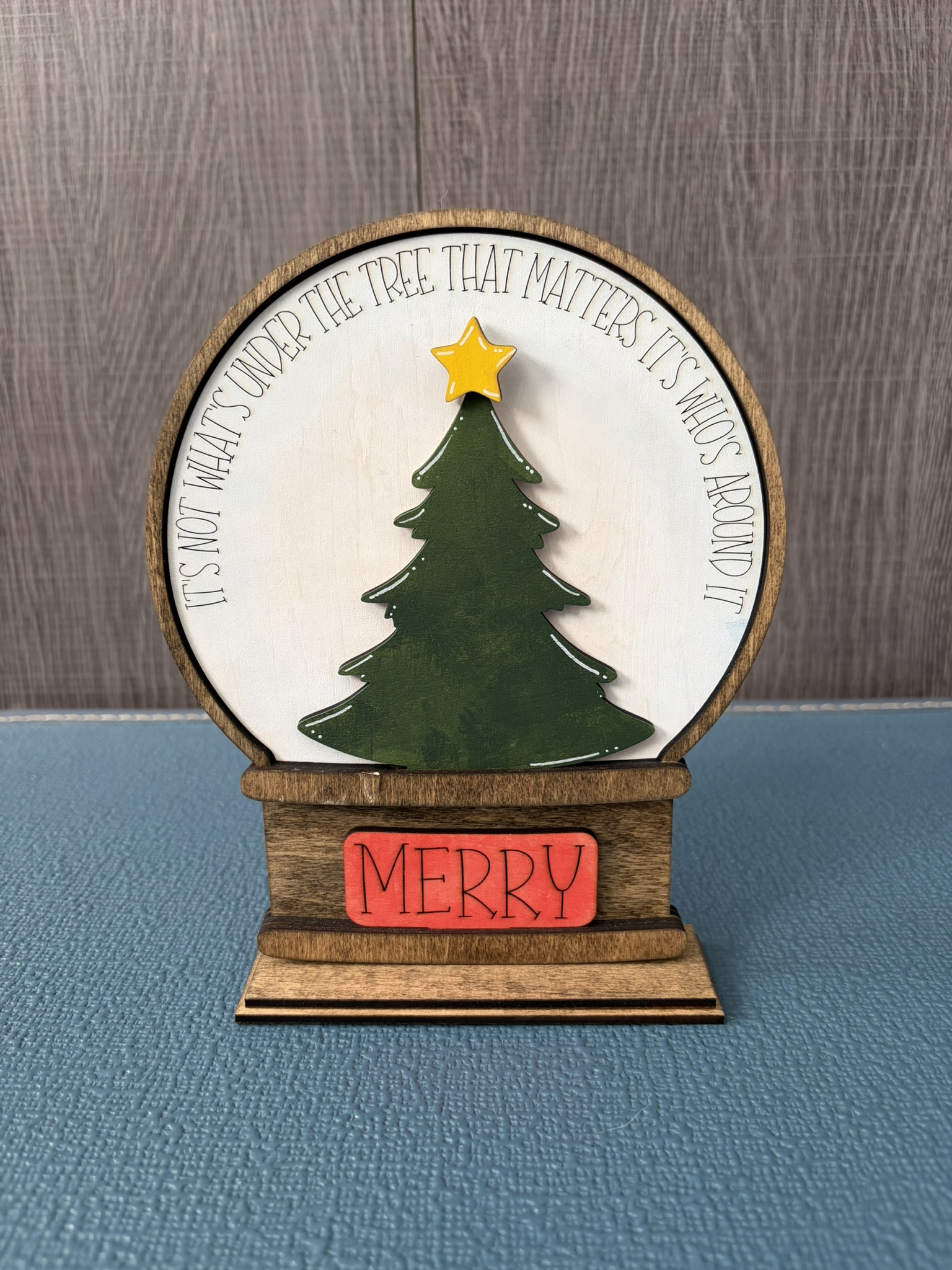 Merry Christmas Tree Standard Globe