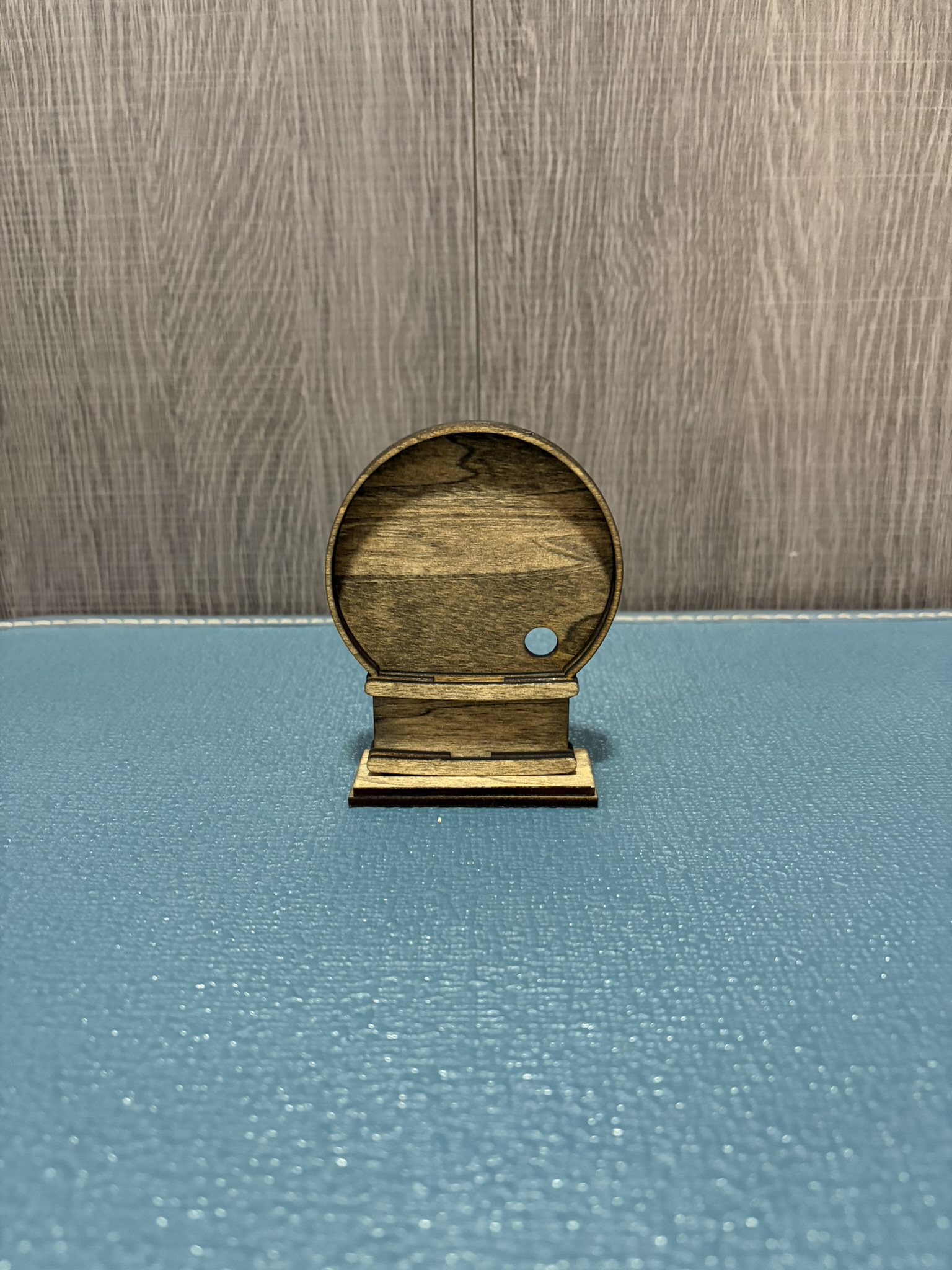 Mini globe tabletop stand